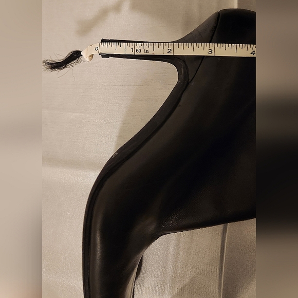 DKNY BLACK LEATHER KNEE HIGH HEELED BOOTS SIZE 7 M - Picture 16 of 16